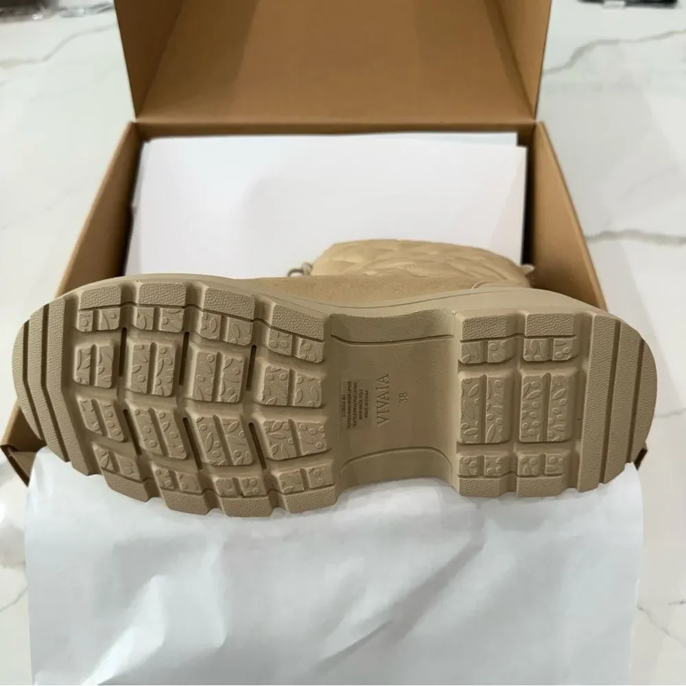 Vivaia out stock